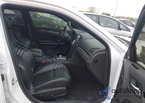 2023 Chrysler 300 300C из США, поврежденный, VIN 2C3CCAPJ4PH542429